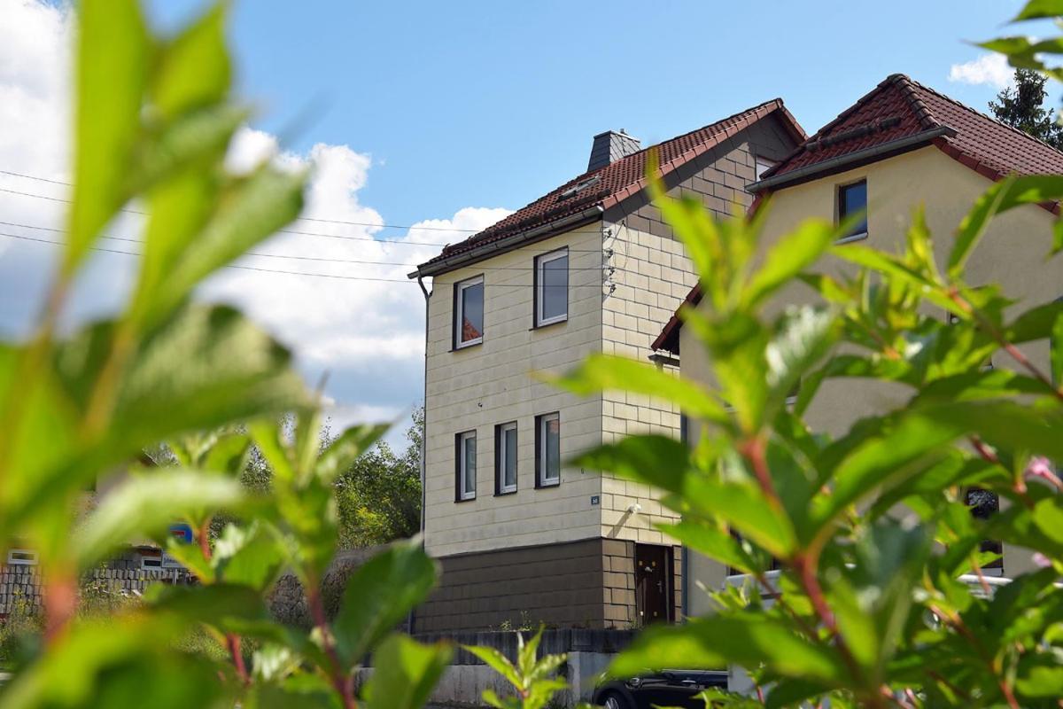Monteurhaus-Arbeiterunterkunft Haus Markus Suhl Kültér fotó